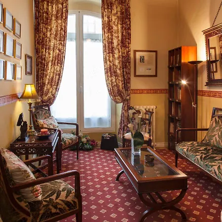 De 3* Luarca