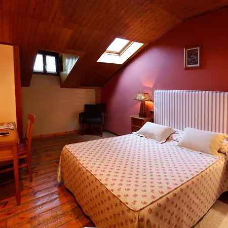 De 3* Luarca
